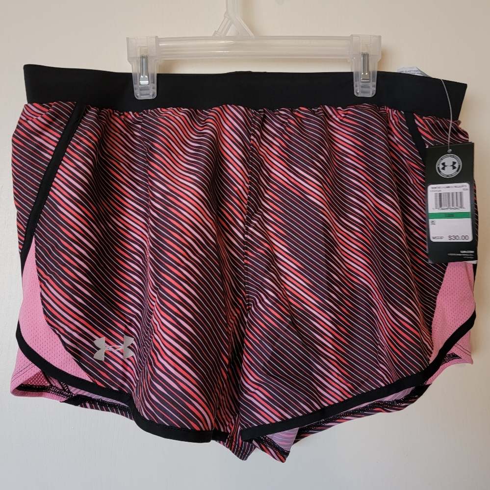 Under Armour Loose Running Short NWT size Large
